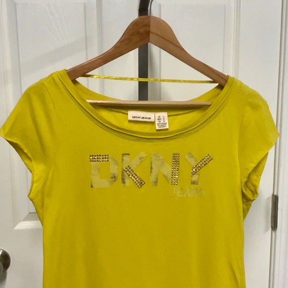 DKNY Yellow Tee with Embellished Logo - Picture 5 of 7